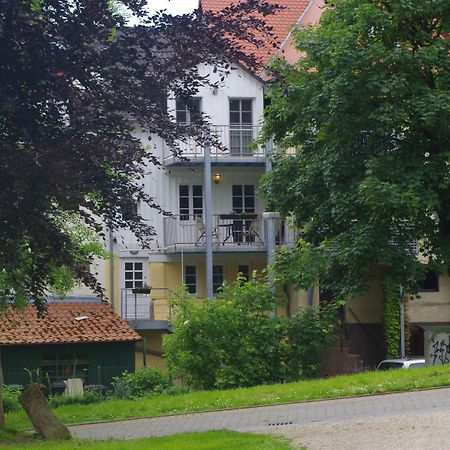 Ferien-Wohnung Am Menzer-Park Neckargemund Luaran gambar
